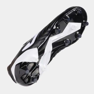 Joma Aguila Cup 2401 Firm Ground (FG)With an injection-molded insole keeping the base smooth over time.