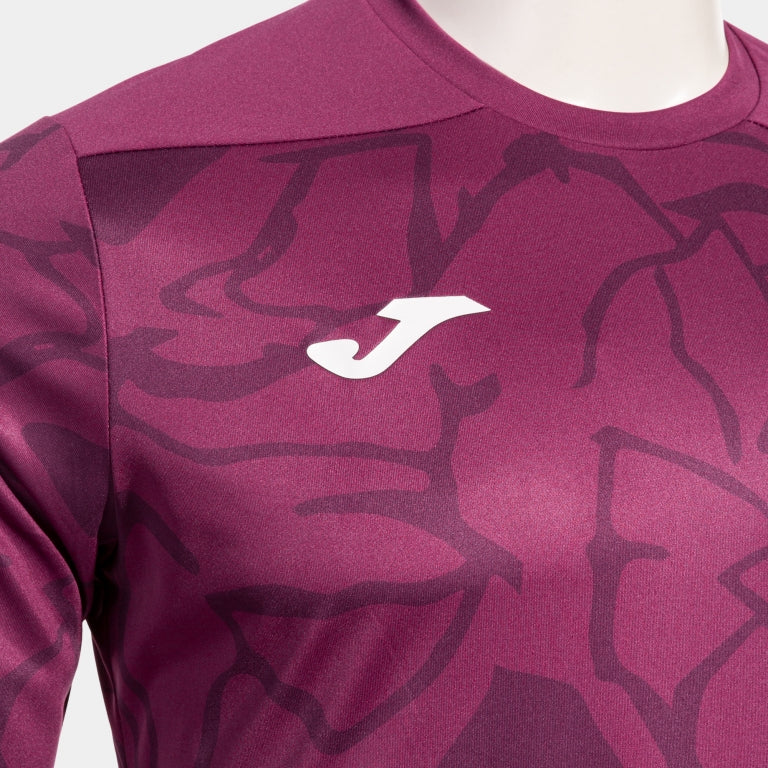 Burgundy Joma Zamora IX goalkeeper uniform in durable breathable fabric