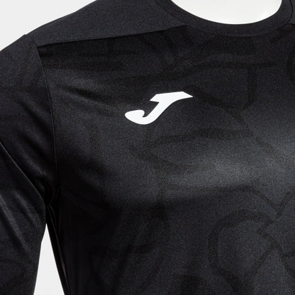 Black Joma Zamora IX goalkeeper set featuring ergonomic protection