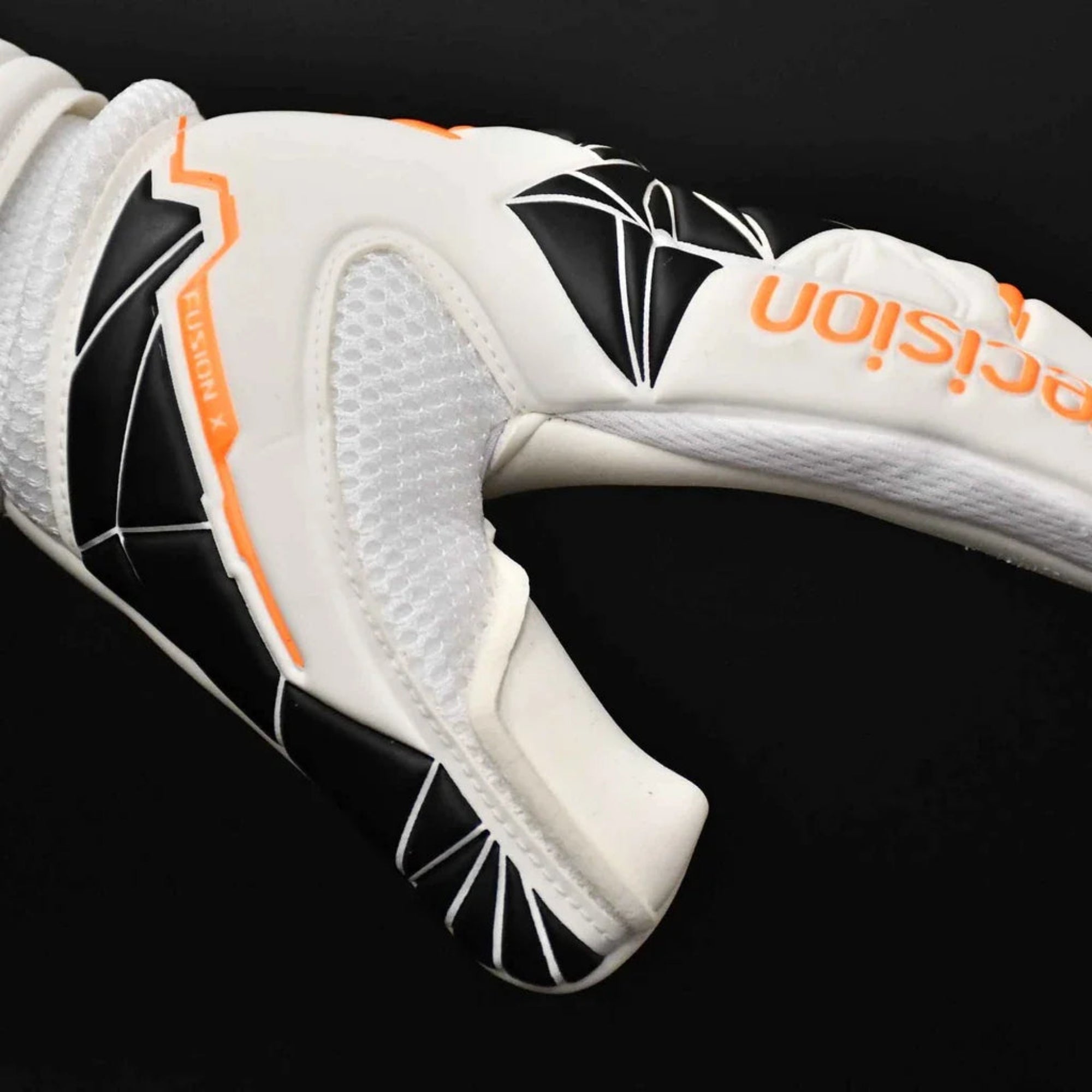 Goalkeeper gloves mesh underhand
