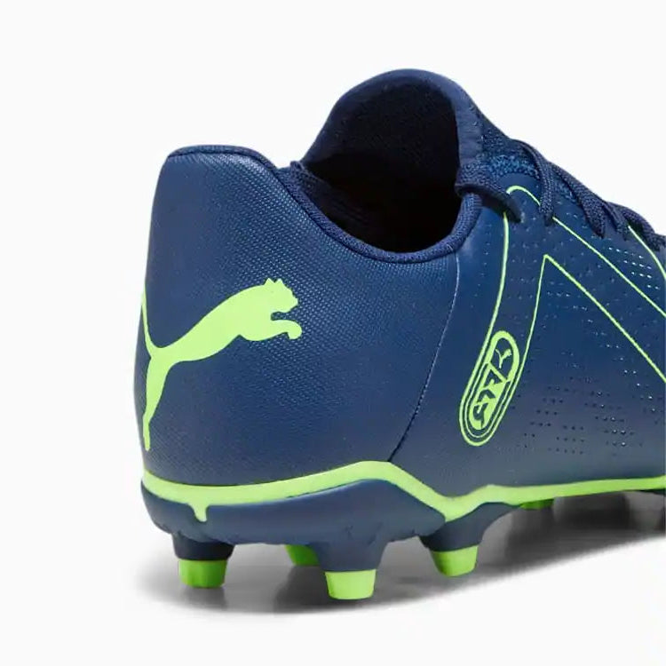 Lightweight Puma Future Play firm ground soccer shoes